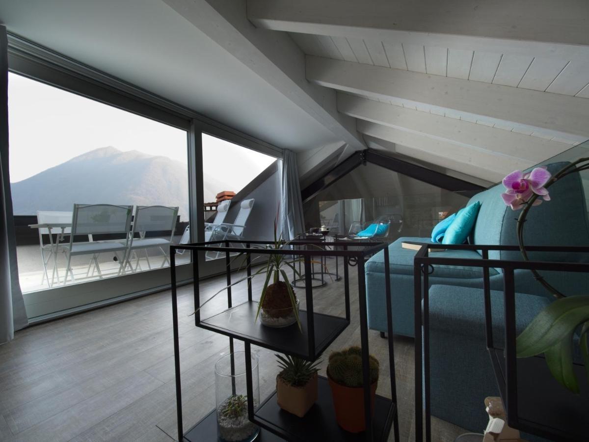 Light Blue Lake Aria Argegno Exterior photo